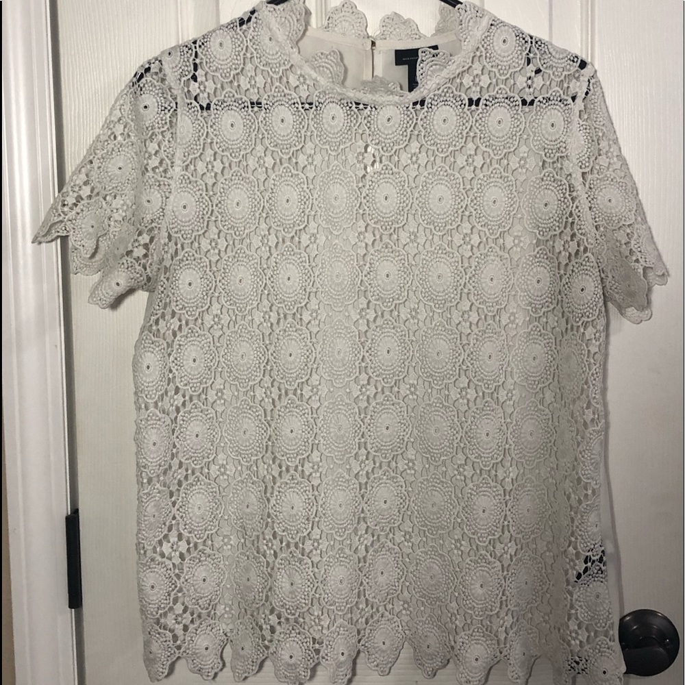 White Lace Shell
